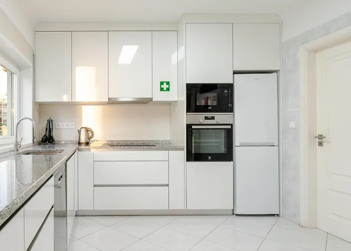 Coastal Horizon By Portugal Active Pensionat